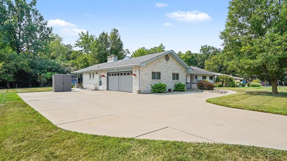 6371 Birchview Drive James Township, MI 48609