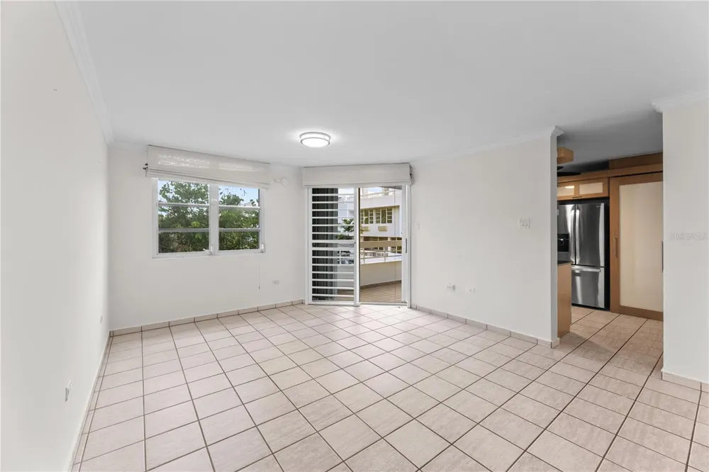 1105 AVE JUAN CARLOS DE BORBON #1105 Guaynabo, PR 00969
