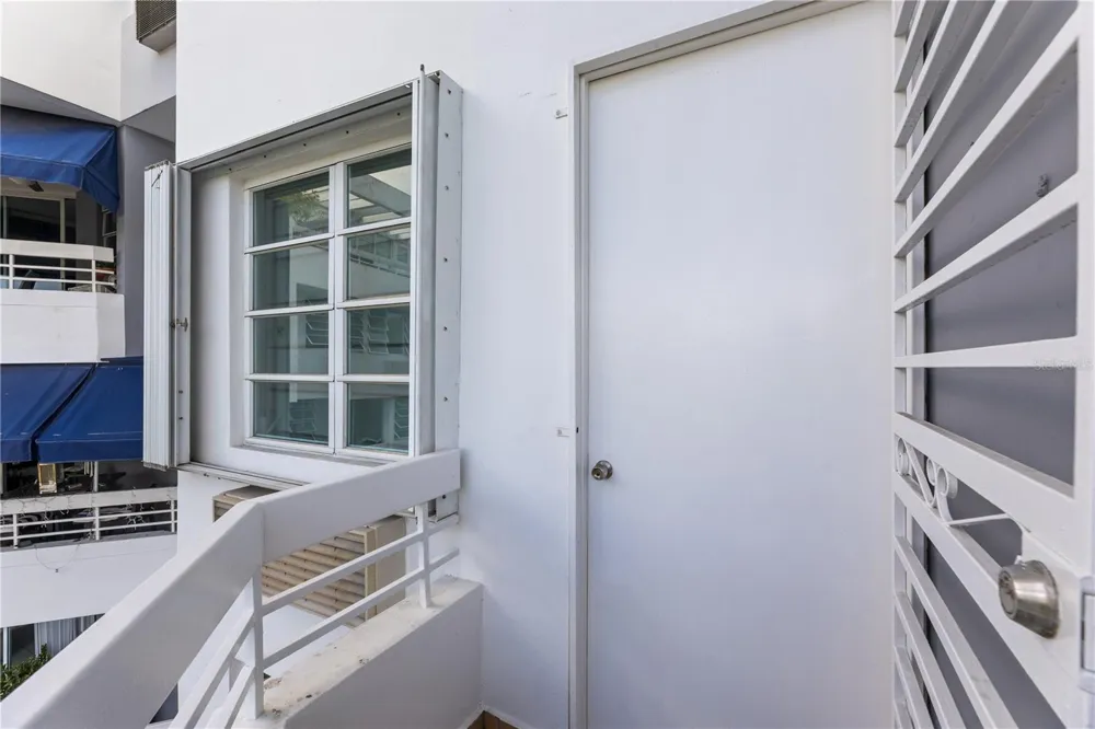 1105 AVE JUAN CARLOS DE BORBON #1105 Guaynabo, PR 00969