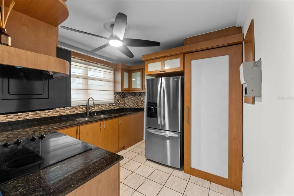 1105 AVE JUAN CARLOS DE BORBON #1105 Guaynabo, PR 00969
