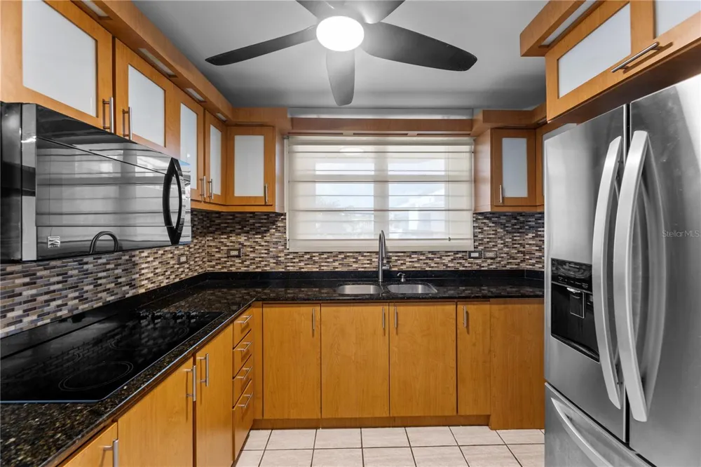 1105 AVE JUAN CARLOS DE BORBON #1105 Guaynabo, PR 00969