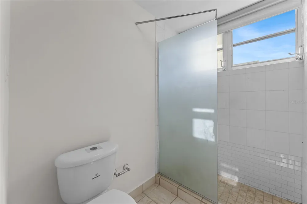 1105 AVE JUAN CARLOS DE BORBON #1105 Guaynabo, PR 00969