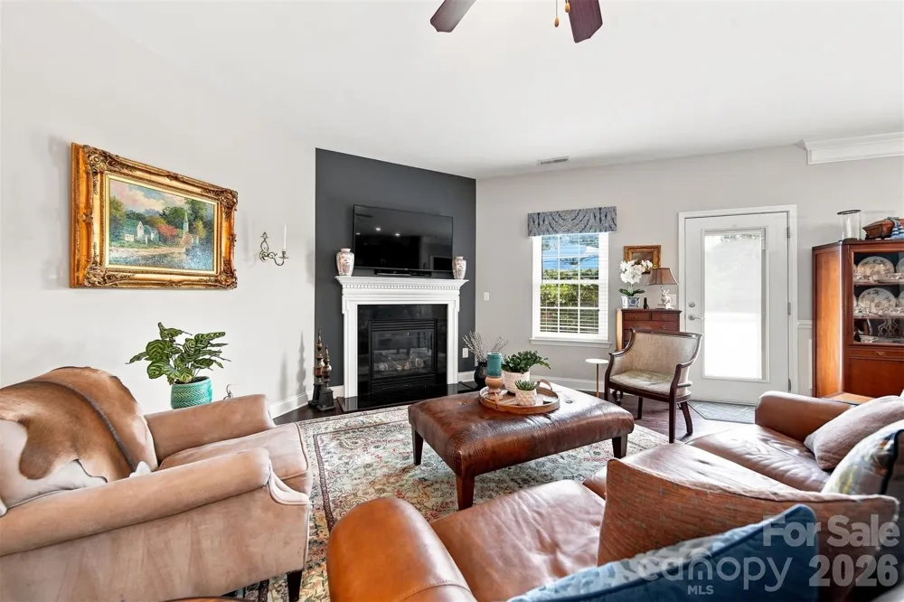 7244 Kenyon Drive Denver, NC 28037