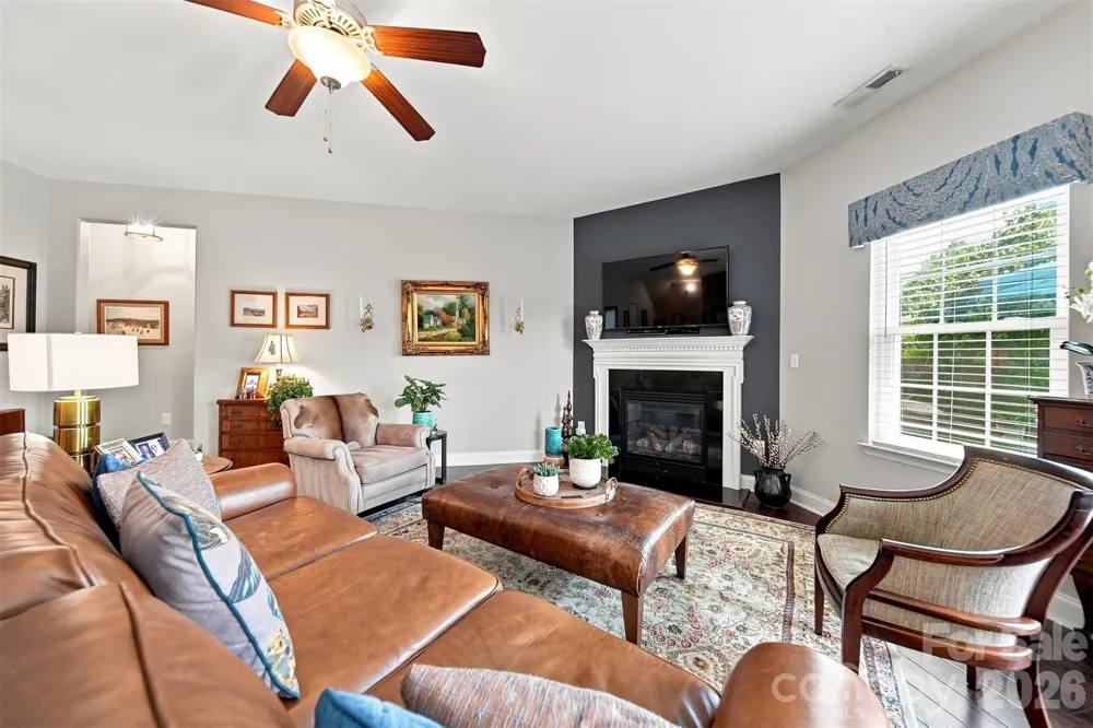 7244 Kenyon Drive Denver, NC 28037