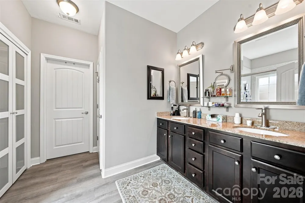 7244 Kenyon Drive Denver, NC 28037