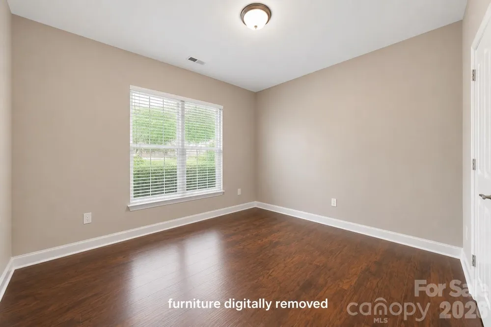 7244 Kenyon Drive Denver, NC 28037