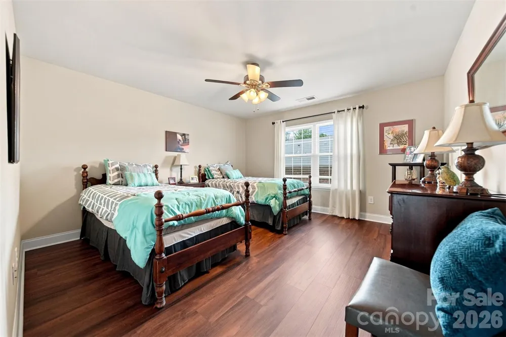 7244 Kenyon Drive Denver, NC 28037