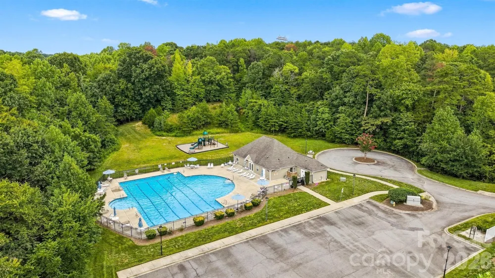 7244 Kenyon Drive Denver, NC 28037