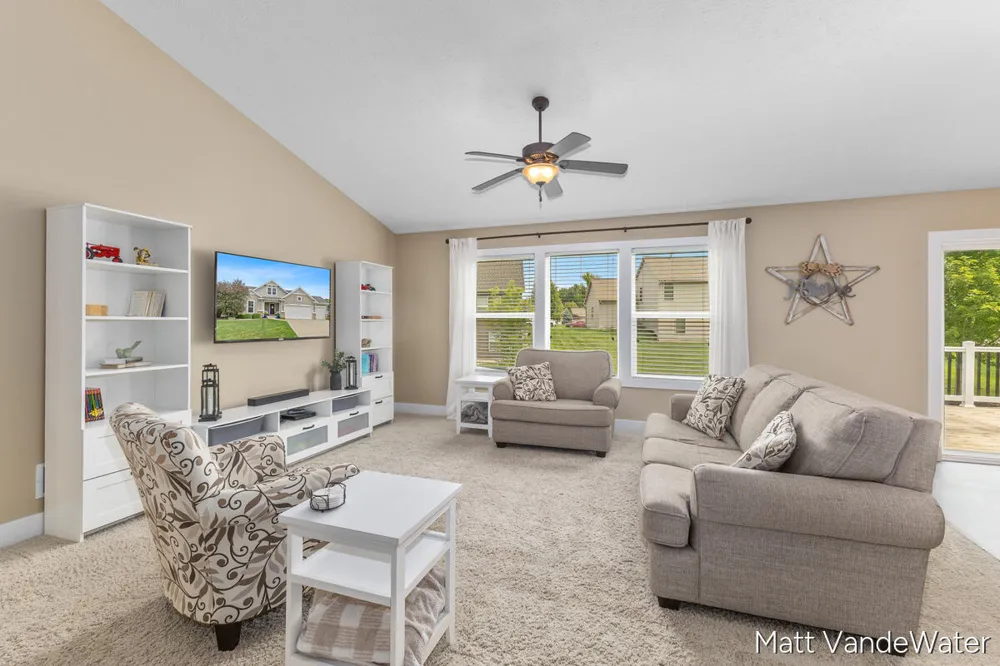 3501 Tearose Drive Hudsonville, MI 49426