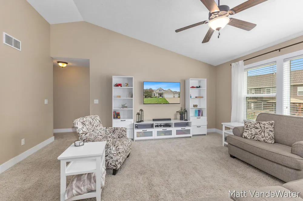 3501 Tearose Drive Hudsonville, MI 49426