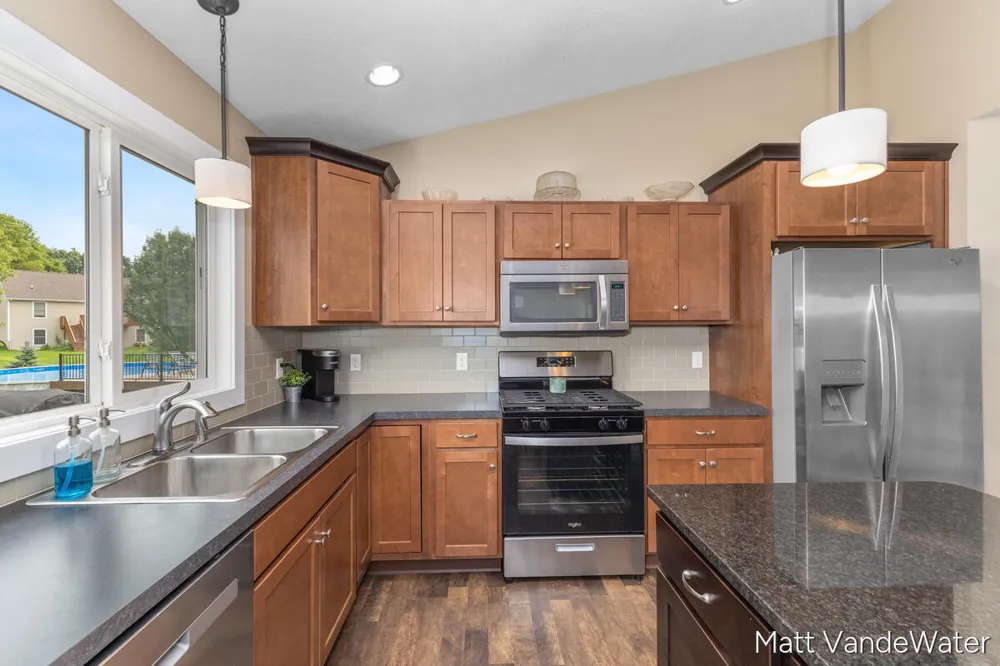 3501 Tearose Drive Hudsonville, MI 49426