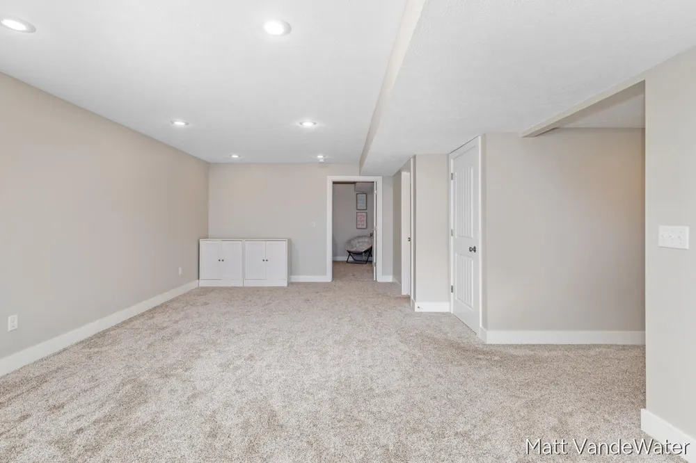 3501 Tearose Drive Hudsonville, MI 49426
