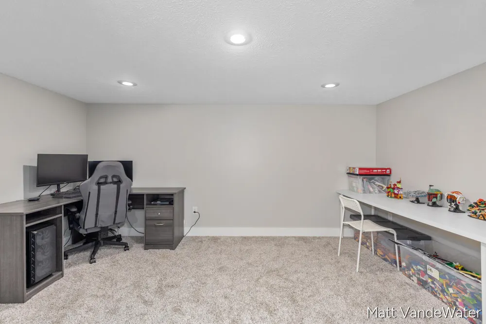 3501 Tearose Drive Hudsonville, MI 49426