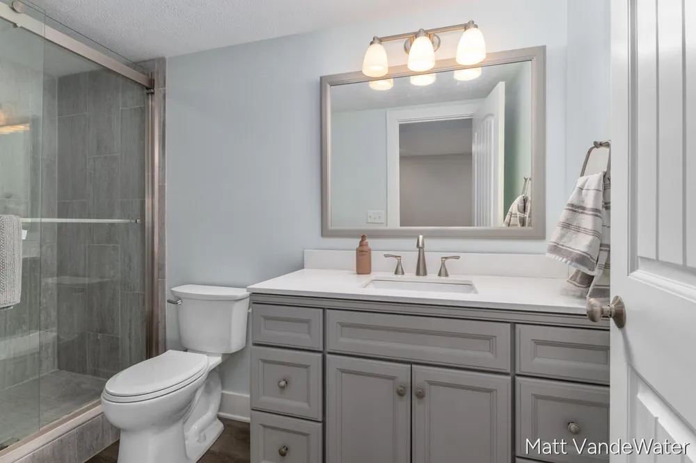 3501 Tearose Drive Hudsonville, MI 49426