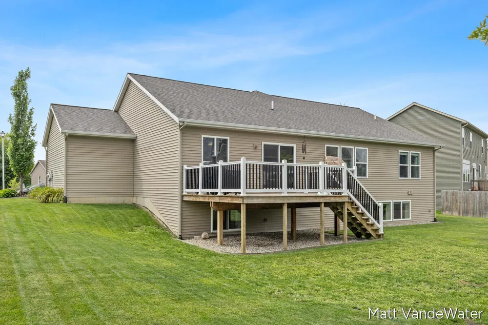 3501 Tearose Drive Hudsonville, MI 49426