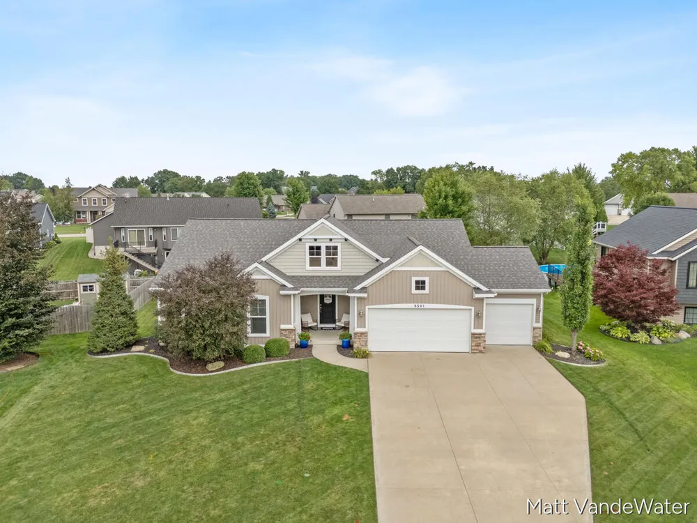 3501 Tearose Drive Hudsonville, MI 49426