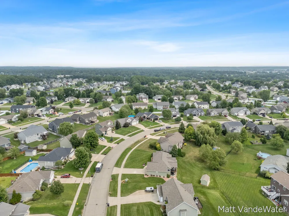 3501 Tearose Drive Hudsonville, MI 49426
