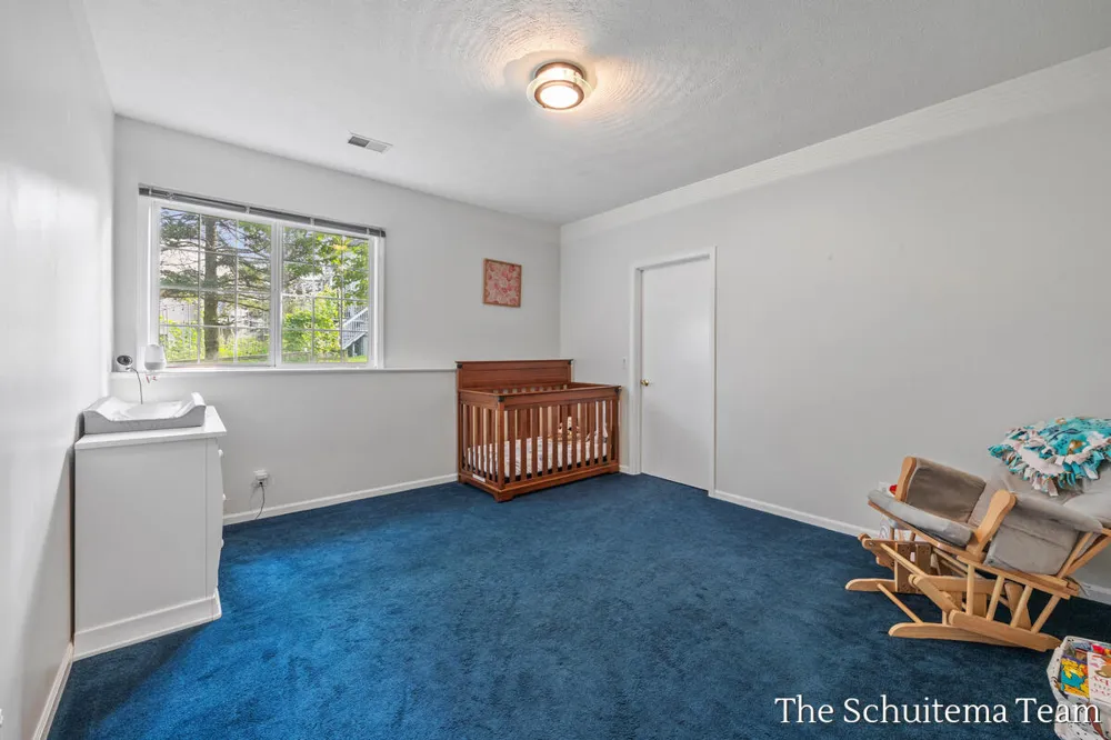 6219 Walton Heath Drive Hudsonville, MI 49426