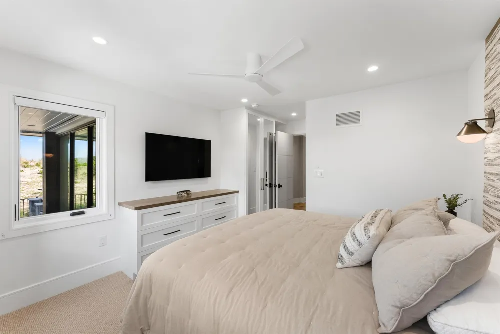 2 111th Street Stone Harbor, NJ 08247