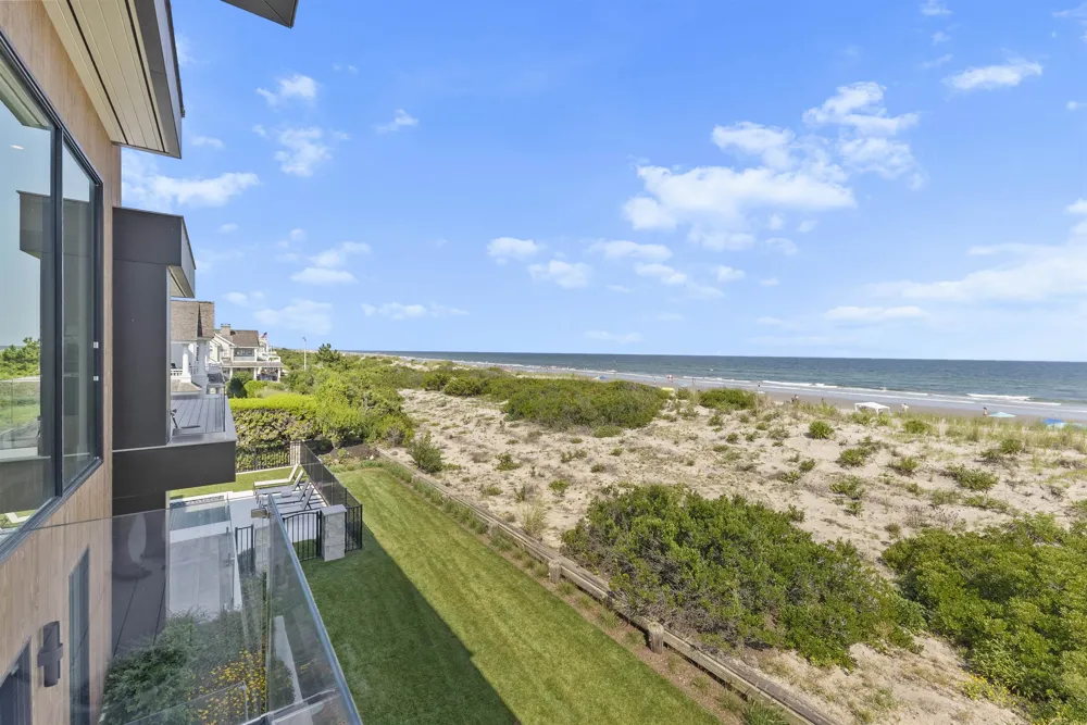 2 111th Street Stone Harbor, NJ 08247