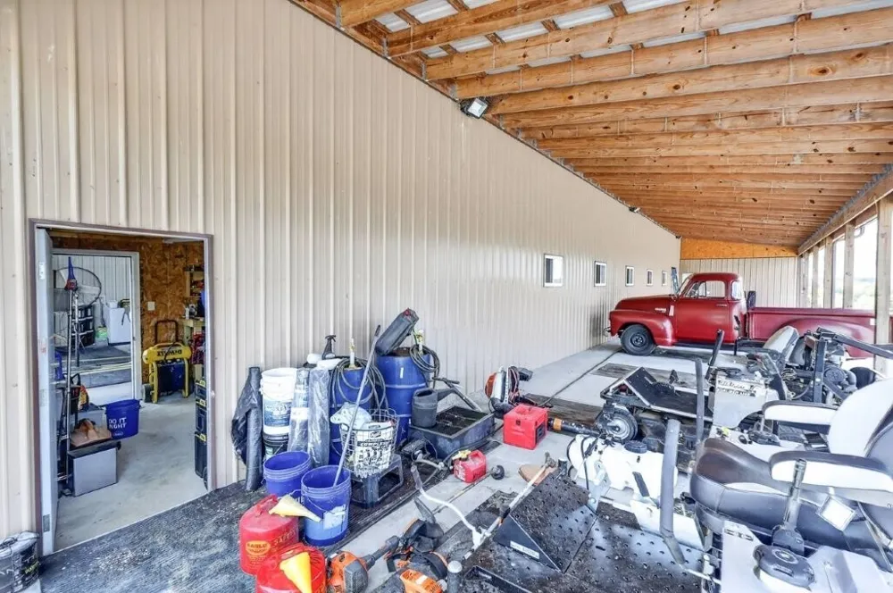 121 Wartrace Creek Rd Wartrace, TN 37183