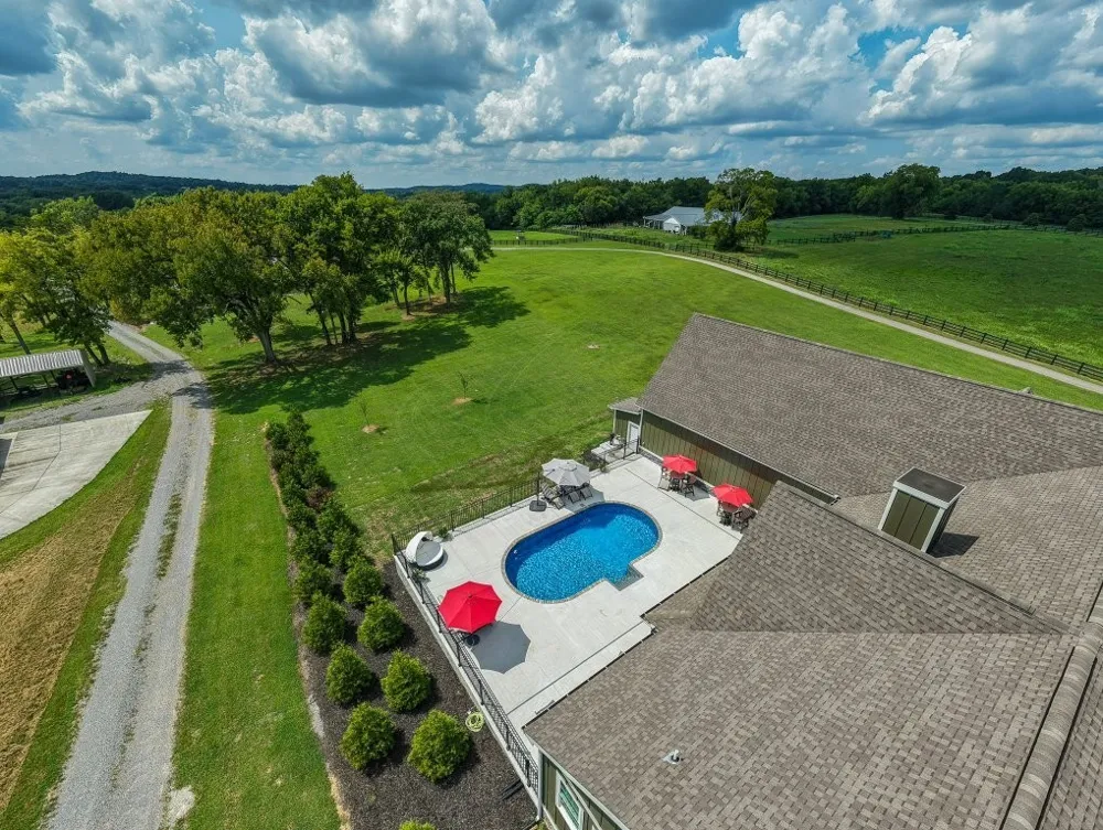 121 Wartrace Creek Rd Wartrace, TN 37183