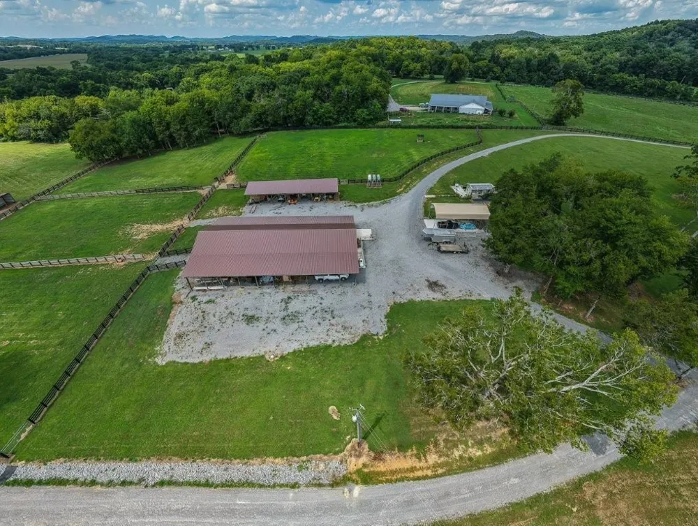 121 Wartrace Creek Rd Wartrace, TN 37183