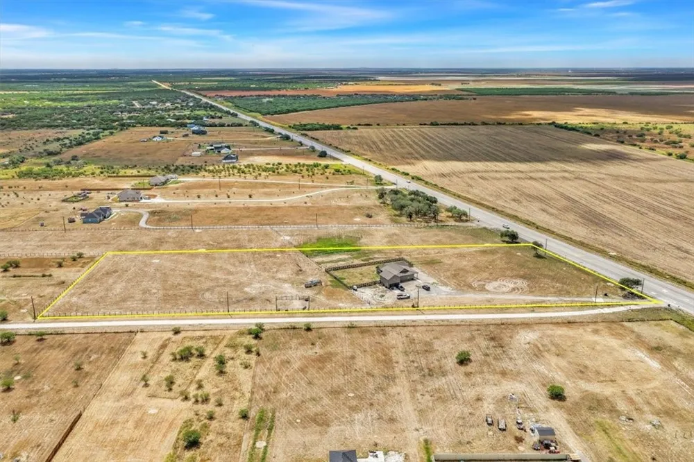 6456 FM 624 Robstown, TX 78380