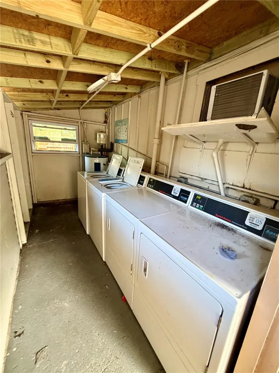 908 BEVERLY AVENUE #C Largo, FL 33770