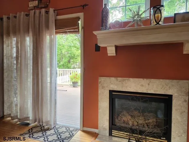 102 Charleston Circle Mays Landing, NJ 08330