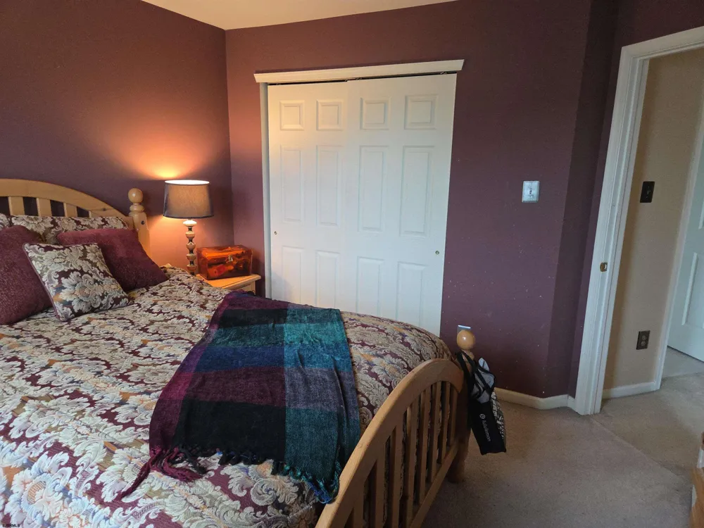 102 Charleston Circle Mays Landing, NJ 08330