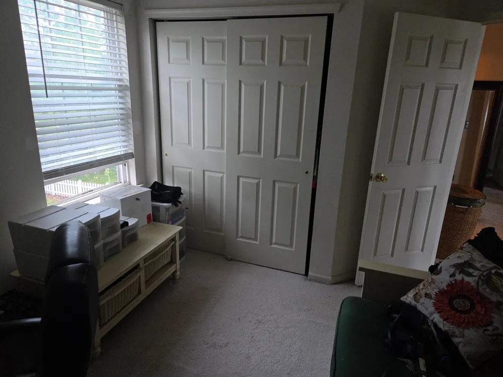 102 Charleston Circle Mays Landing, NJ 08330