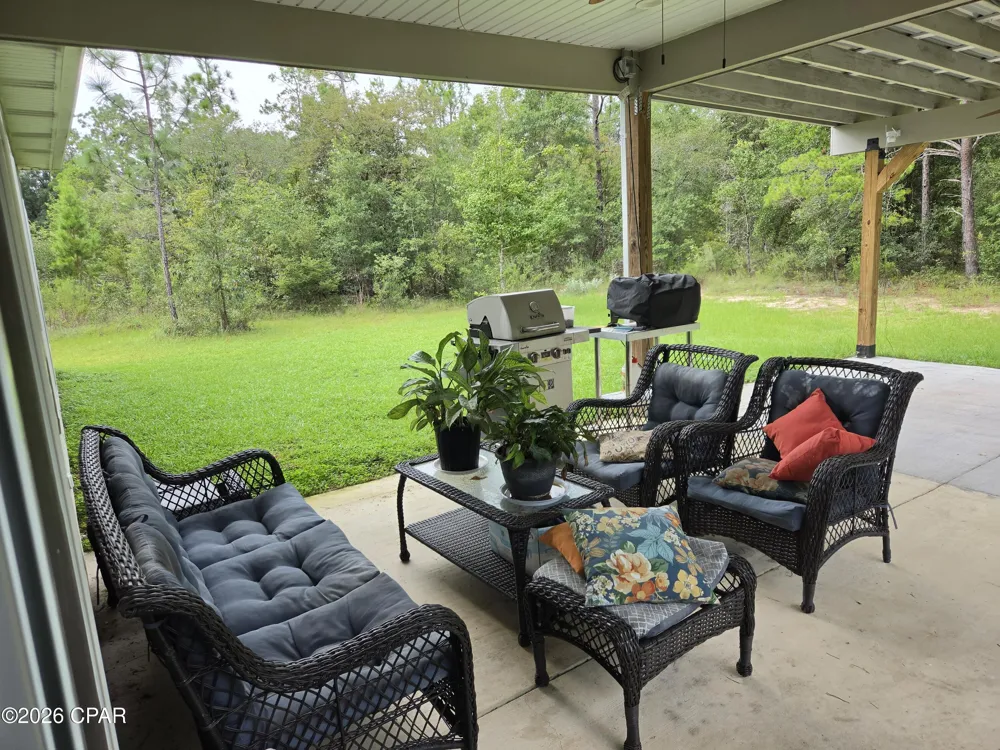 3445 Cardinal Place Chipley, FL 32428