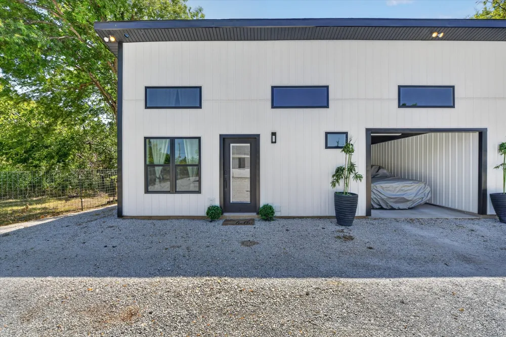 10651 Old Cleburne Crowley Junction #A Crowley, TX 76036