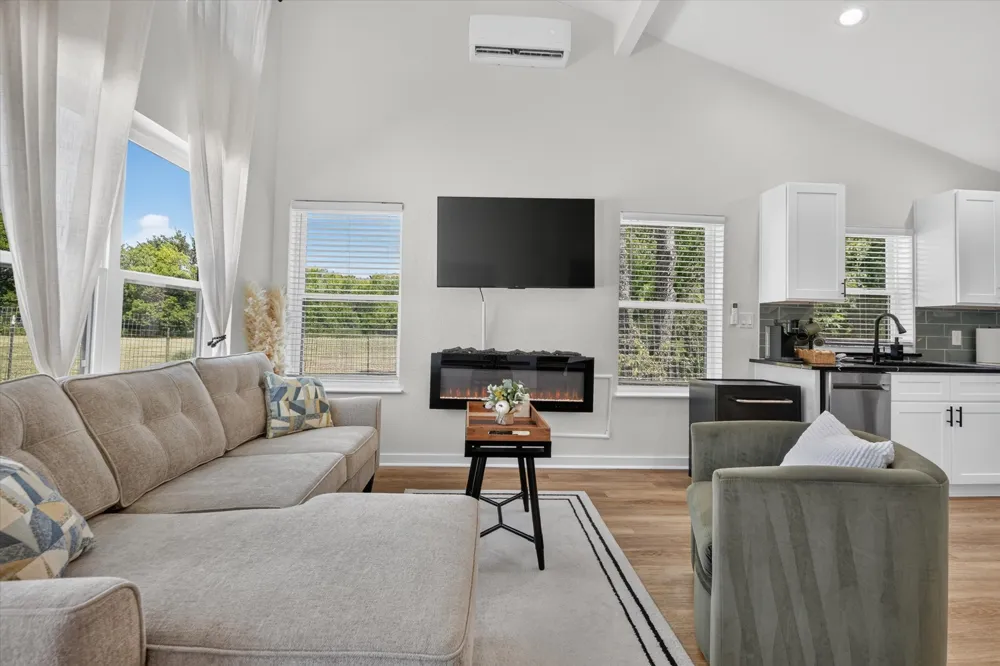 10651 Old Cleburne Crowley Junction #A Crowley, TX 76036