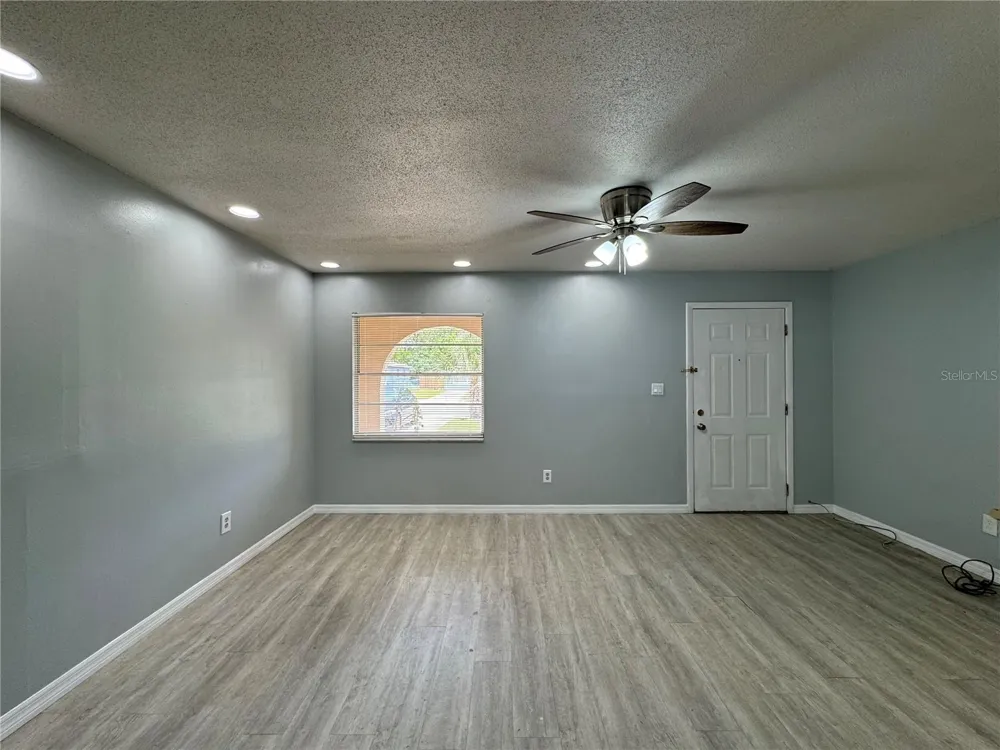 775 HILLVIEW DRIVE Altamonte Springs, FL 32714