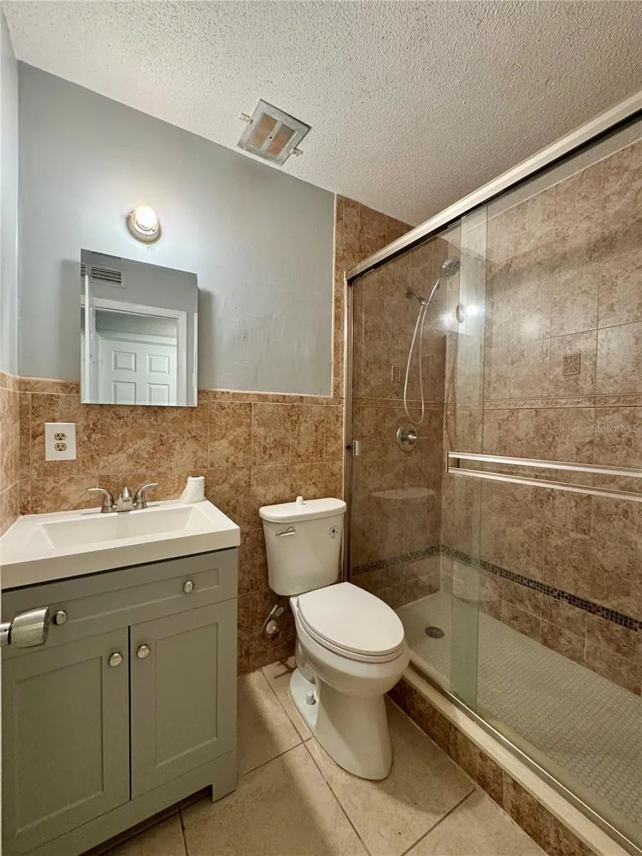 775 HILLVIEW DRIVE Altamonte Springs, FL 32714