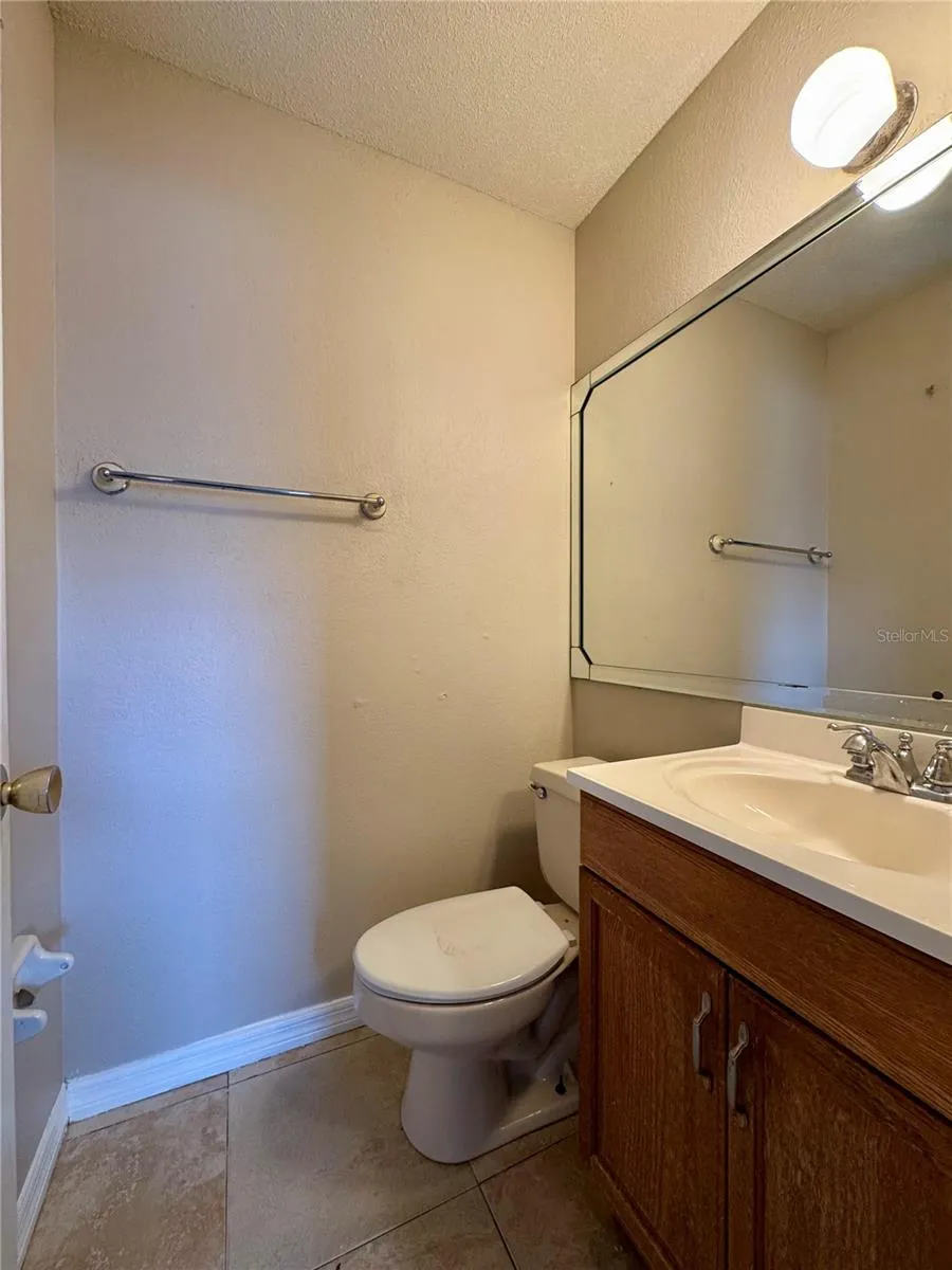 775 HILLVIEW DRIVE Altamonte Springs, FL 32714
