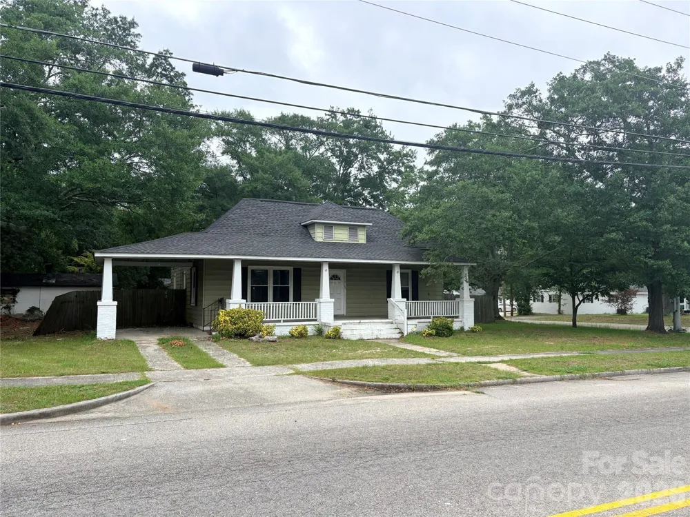 102 Minor Street Kershaw, SC 29067