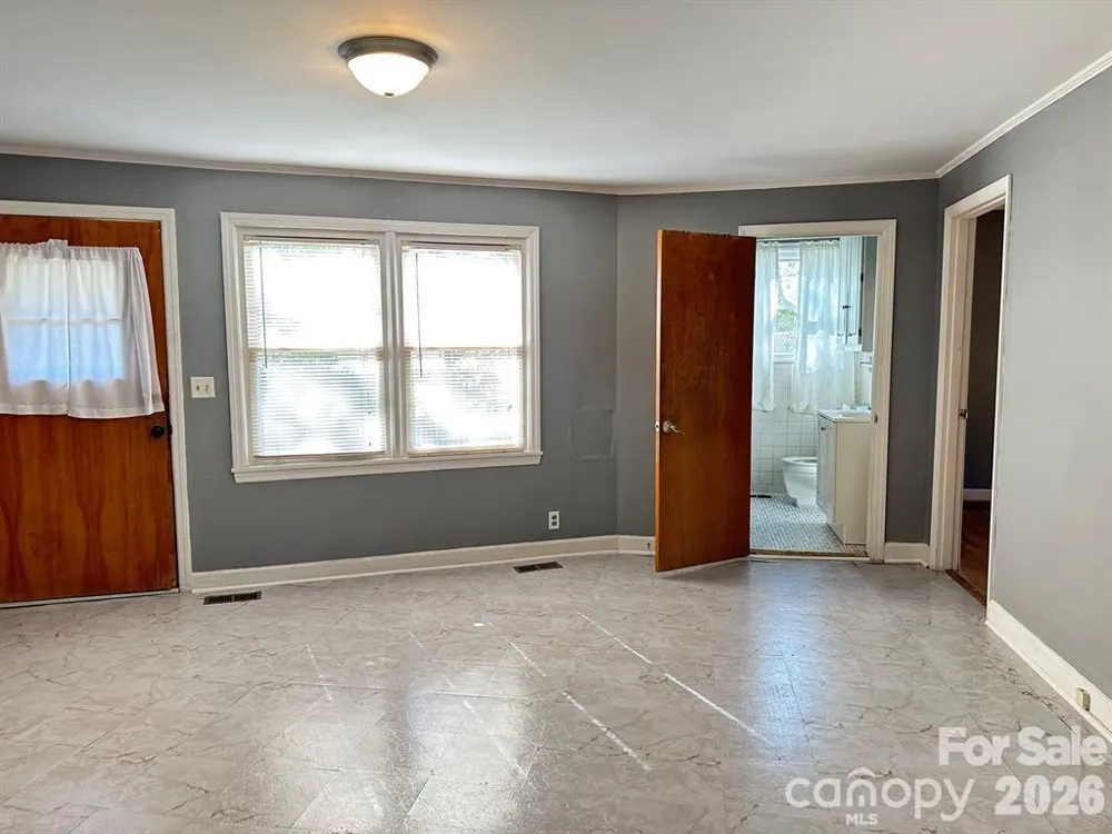 102 Minor Street Kershaw, SC 29067