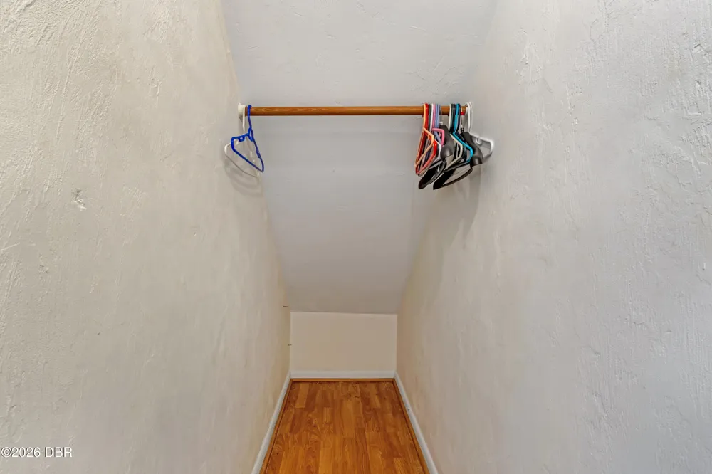 190 W Sandalwood Court Daytona Beach, FL 32119