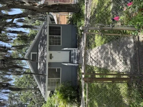 622 Winchester Street