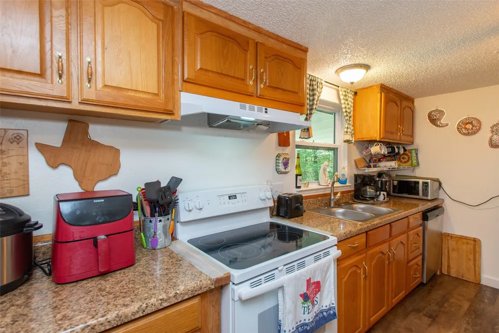 8018 Double Bridge Road Mabank, TX 75156