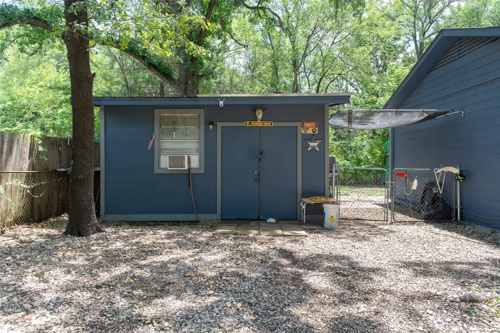 8018 Double Bridge Road Mabank, TX 75156