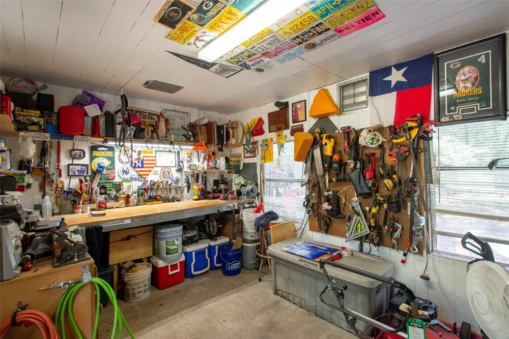 8018 Double Bridge Road Mabank, TX 75156
