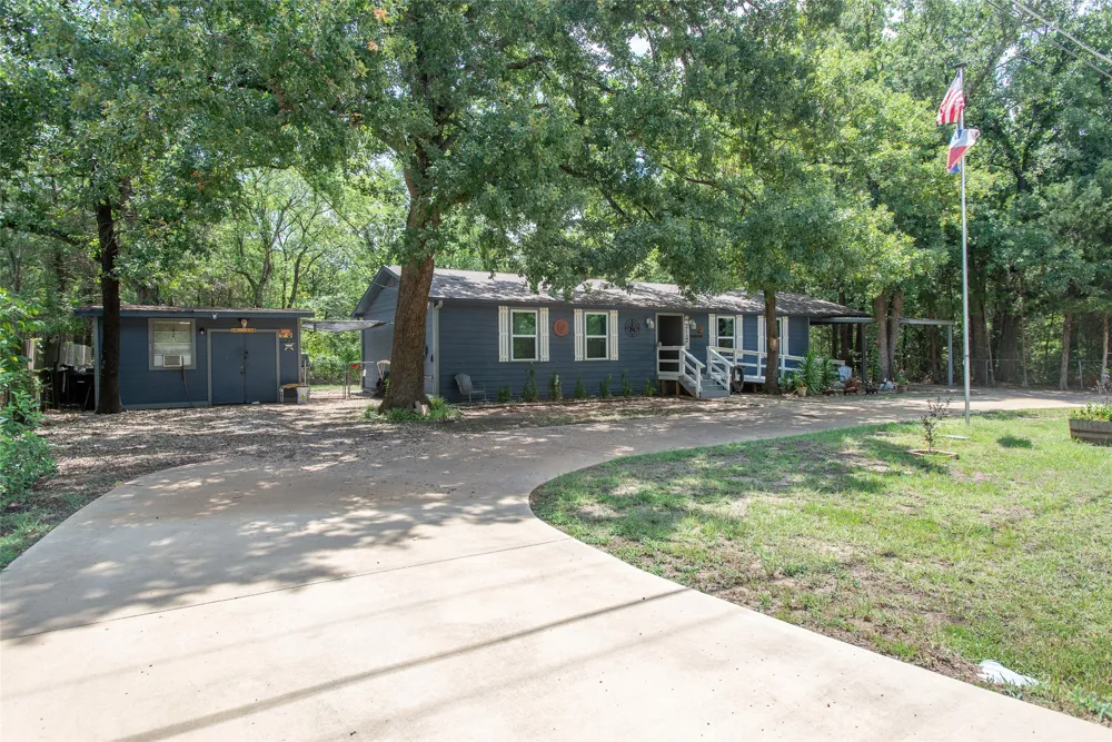 8018 Double Bridge Road Mabank, TX 75156