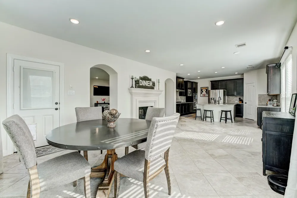 13502 Sorghum Drive Rosharon, TX 77583