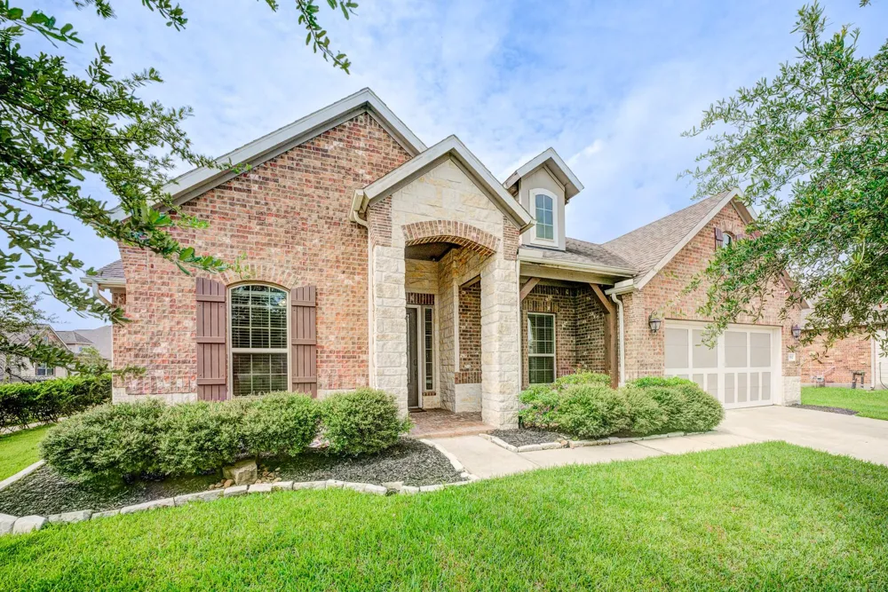 13502 Sorghum Drive Rosharon, TX 77583