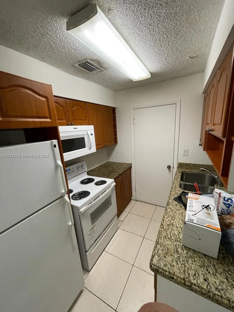 17515 NW 67th Ct #E-22 Hialeah, FL 33015