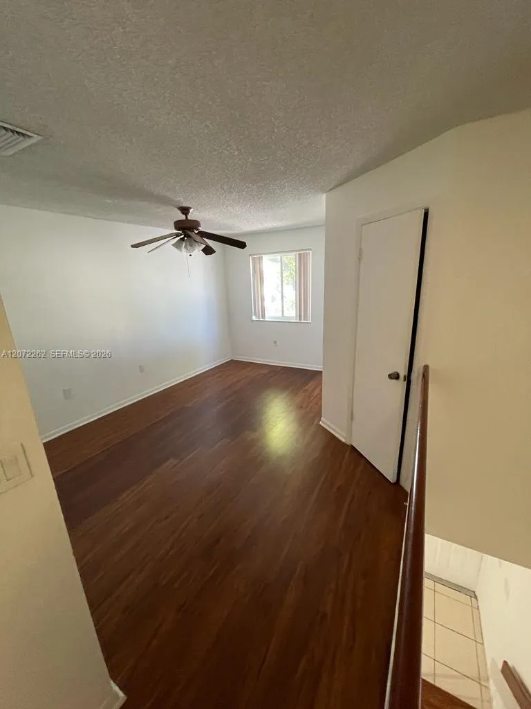 17515 NW 67th Ct #E-22 Hialeah, FL 33015